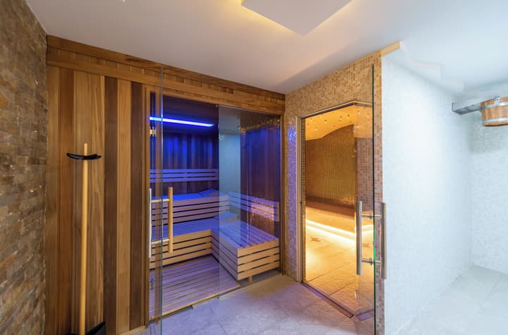 Hotel City Savoy
