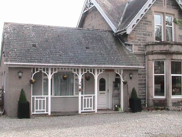 Avondale House