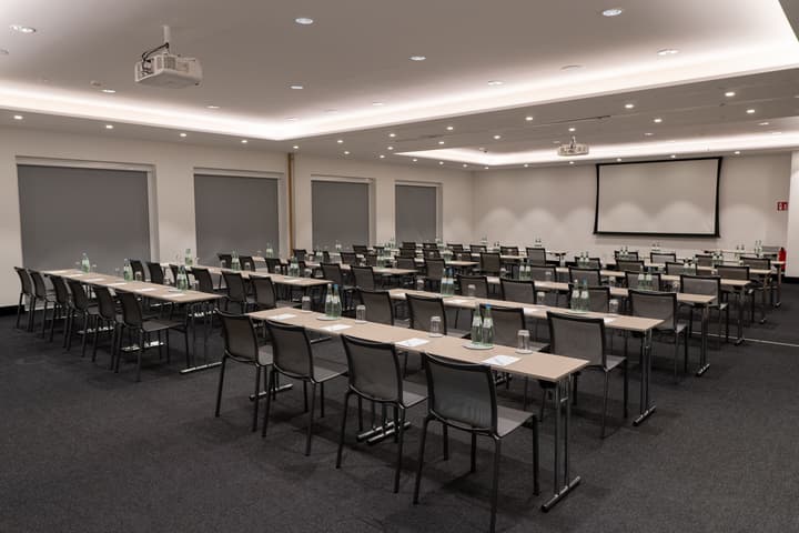 Holiday Inn Munich - Leuchtenbergring by IHG