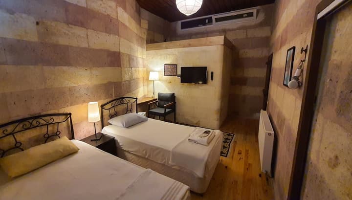 Karadut Cave Hotel