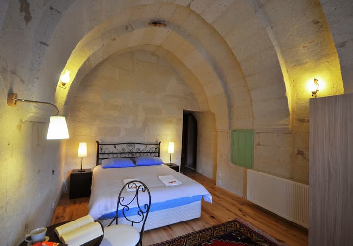 Karadut Cave Hotel