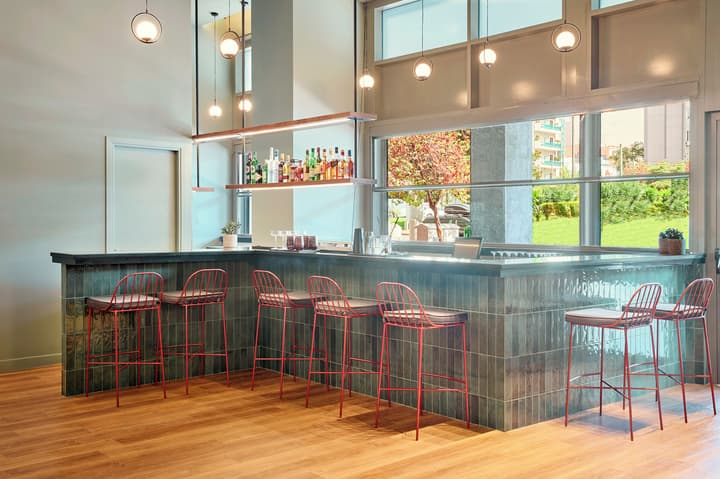Zeus Essence Wyndham Athens Residence