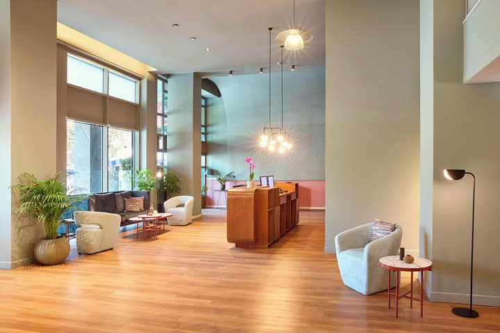 Zeus Essence Wyndham Athens Residence