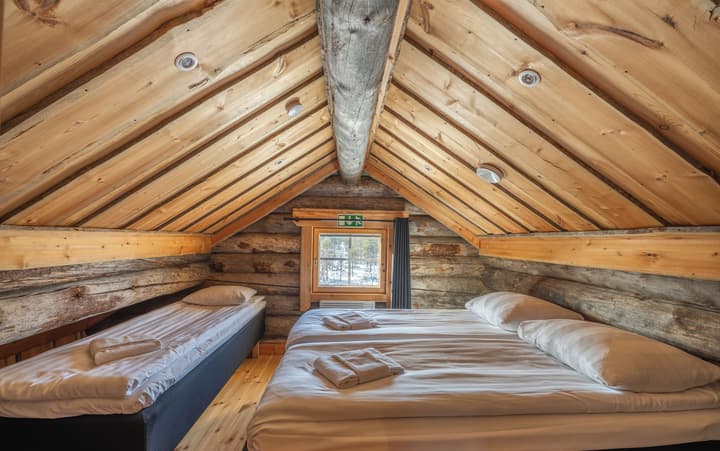 Wilderness Hotel Muotka & Igloos