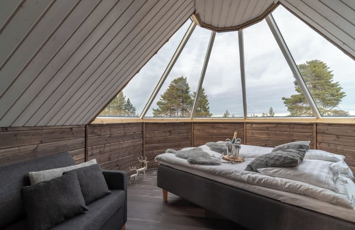 Wilderness Hotel Nellim & Igloos