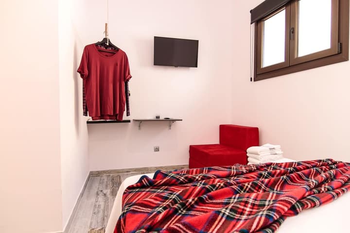 The 8 Rooms House