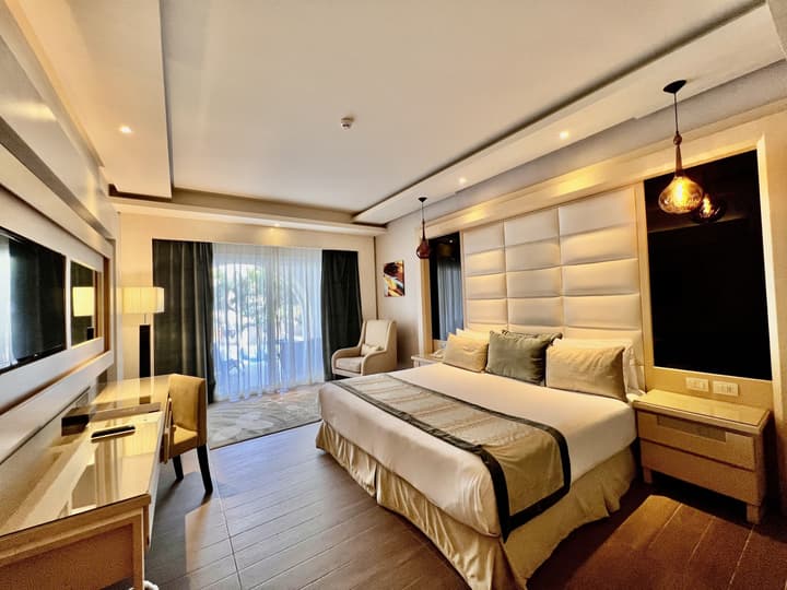 KaiSol Romance Resort