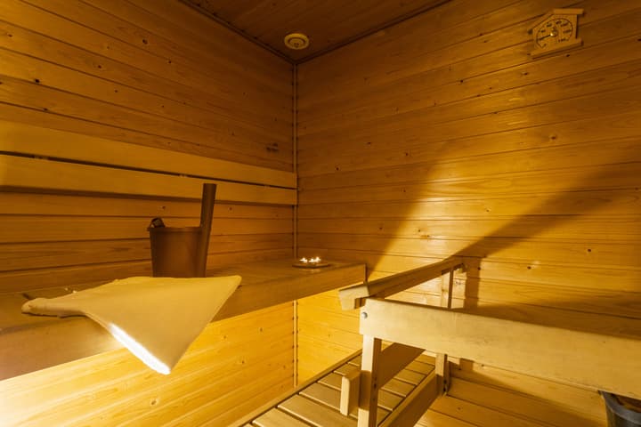Golden Circle Suites