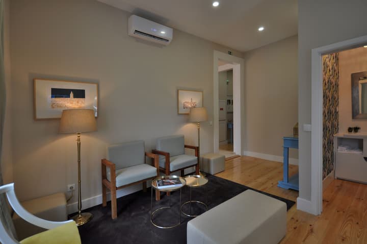 Porto Charming Hotel