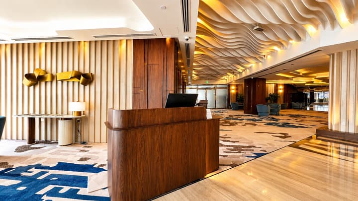 Grand Mercure Business Bay