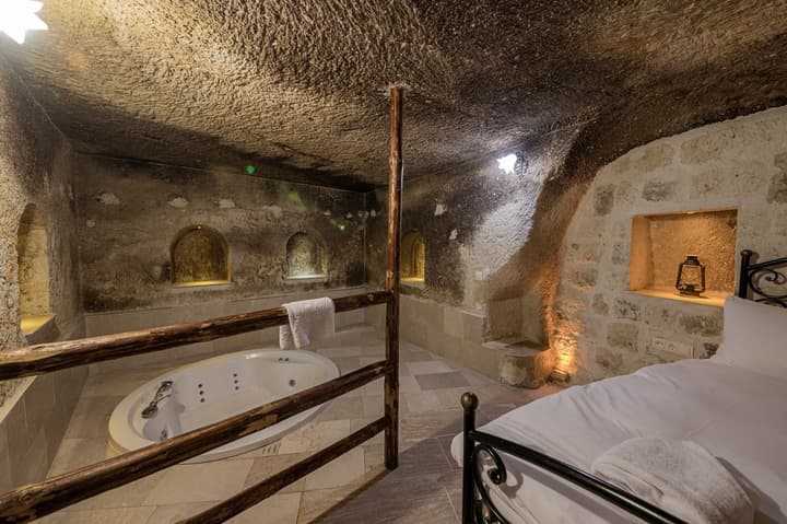 Konak Bezirhane Cave Otel