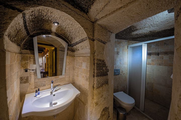 Konak Bezirhane Cave Otel