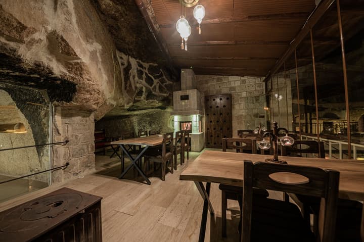 Konak Bezirhane Cave Otel