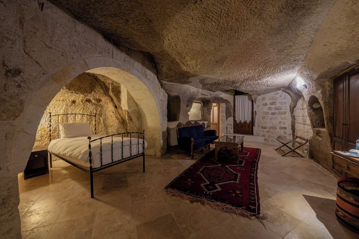 Konak Bezirhane Cave Otel
