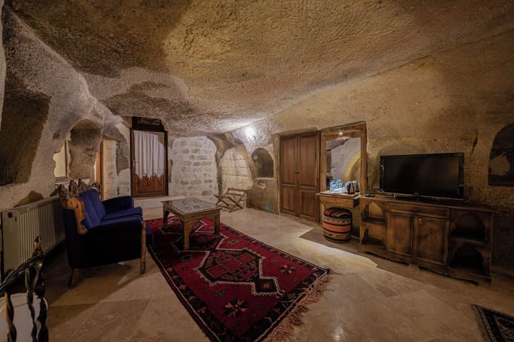 Konak Bezirhane Cave Otel