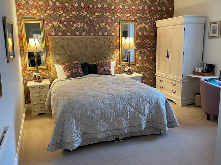 Thistle House Guest House