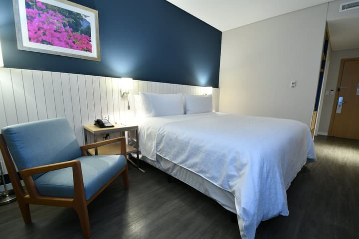 Holiday Inn Express Asuncion Aviadores by IHG
