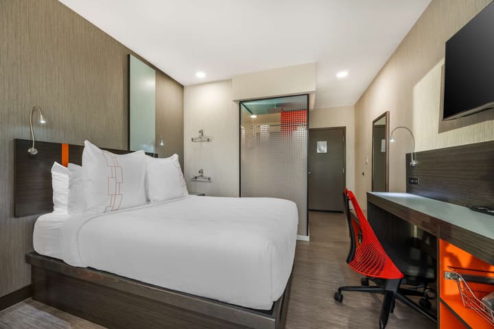 Best Western Premier Springfield Plaza District Hotel