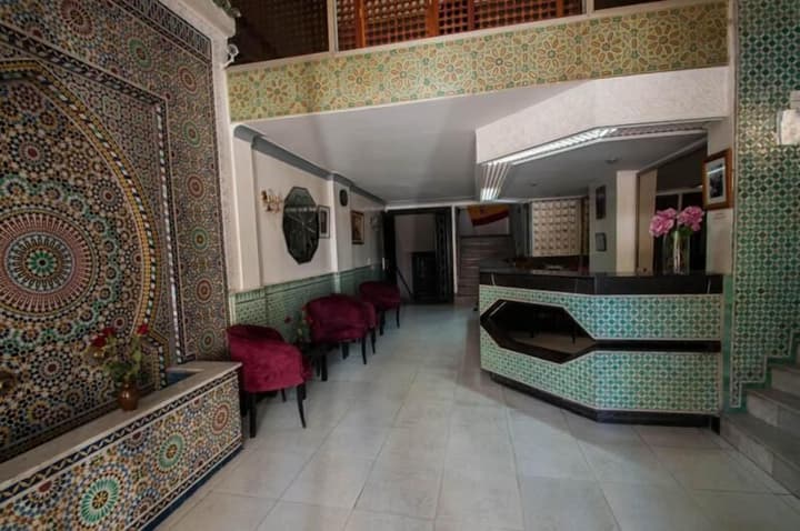 Hotel De La Paix