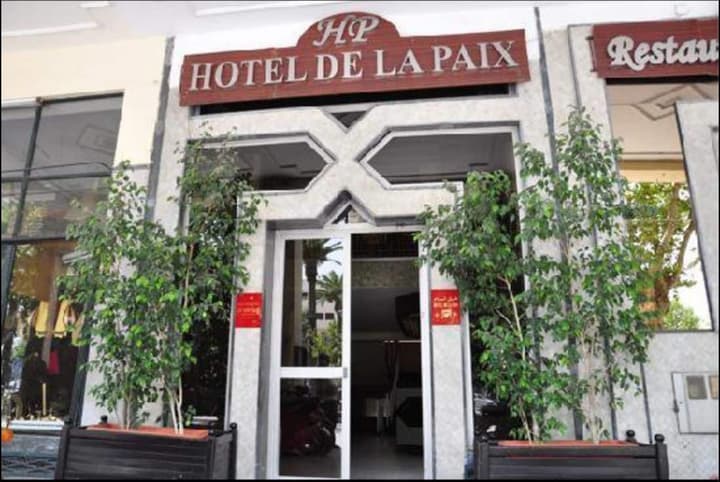 Hotel De La Paix