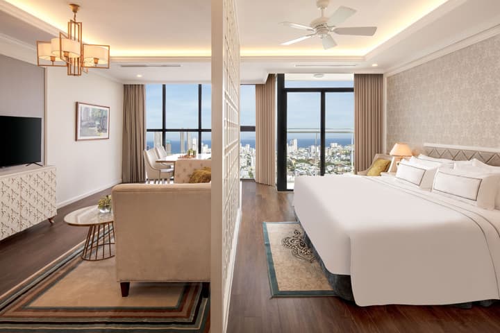 Melia Vinpearl Danang Riverfront