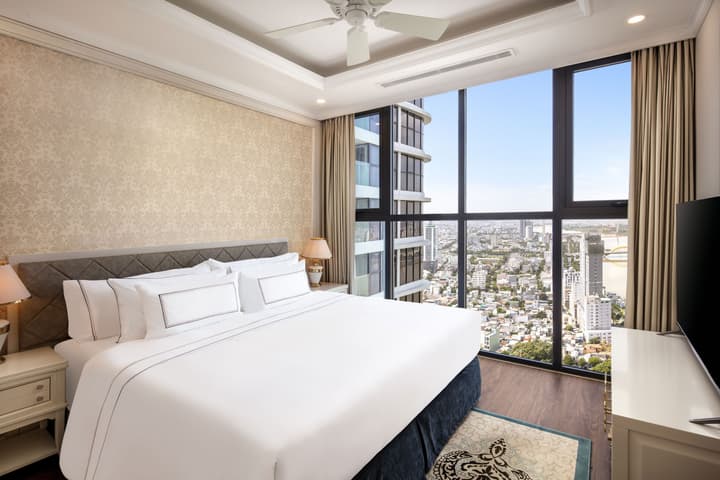 Melia Vinpearl Danang Riverfront