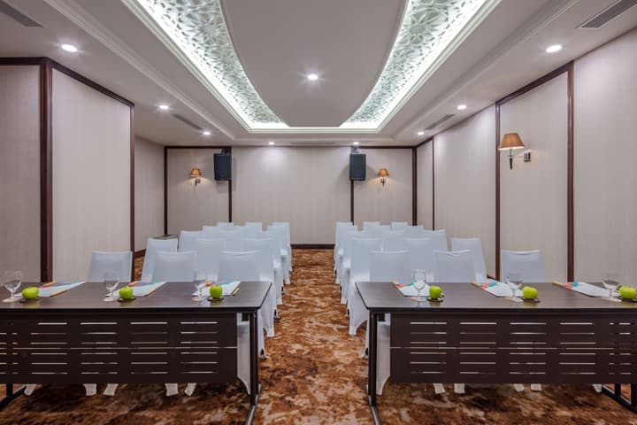 Melia Vinpearl Danang Riverfront