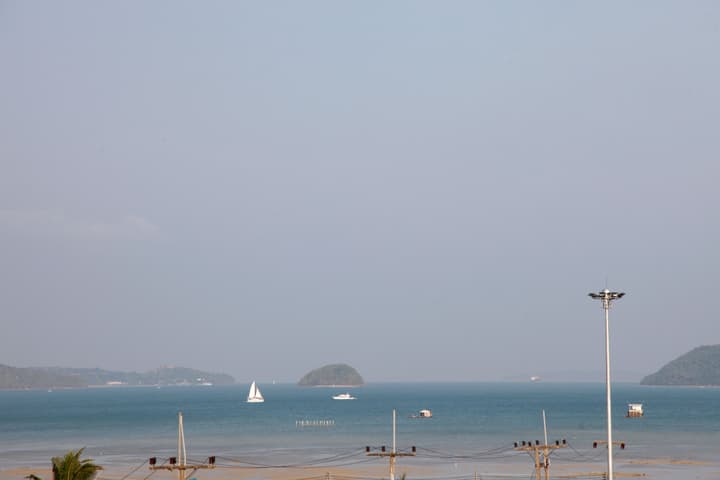 Raya Rawai Place