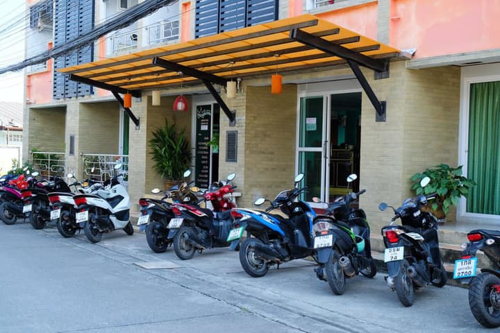 Raya Rawai Place