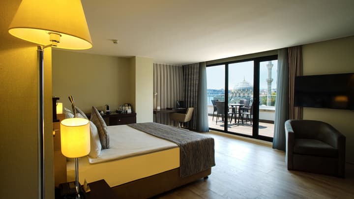 Port Bosphorus Hotel