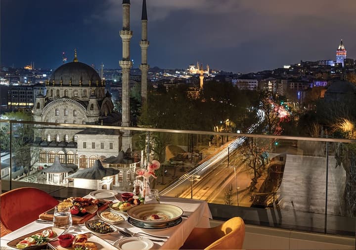 Port Bosphorus Hotel