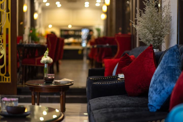 Flora Centre Hotel & Spa