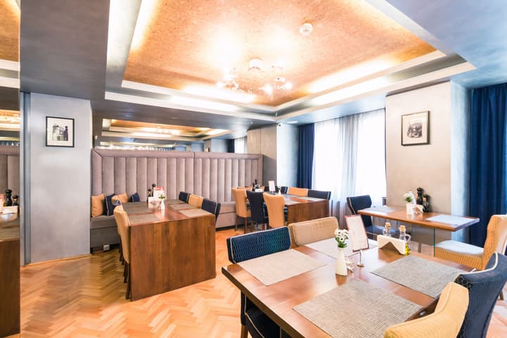 Venis Boutique Hotel
