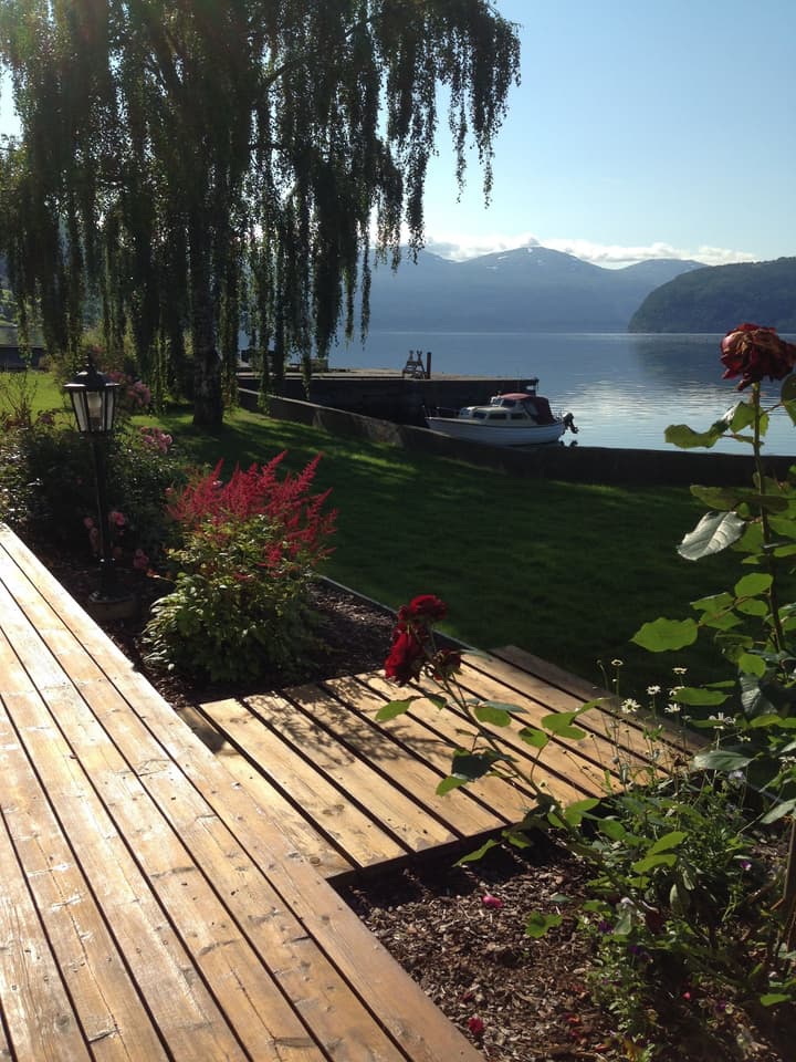 Innvik Fjordhotel - Misjonheimen