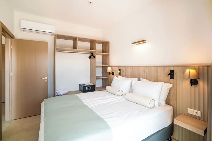 Victoria Princess Hotel