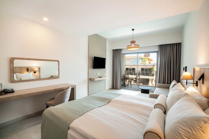 Victoria Princess Hotel