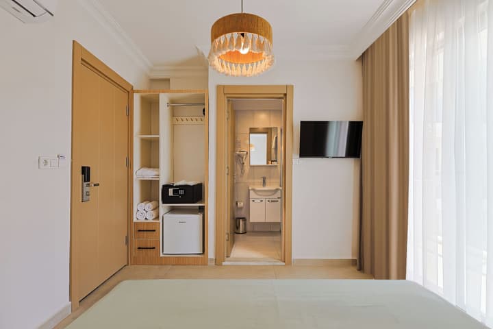 Victoria Princess Hotel