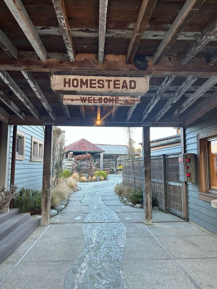 Headwaters Glenorchy Eco Lodge