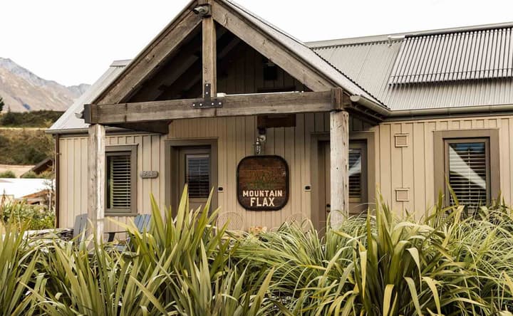 Headwaters Glenorchy Eco Lodge