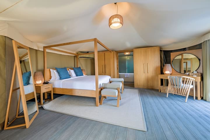 Kingfisher Retreat by Sharjah Collection