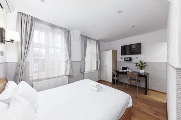 Argyle Apart Hotel