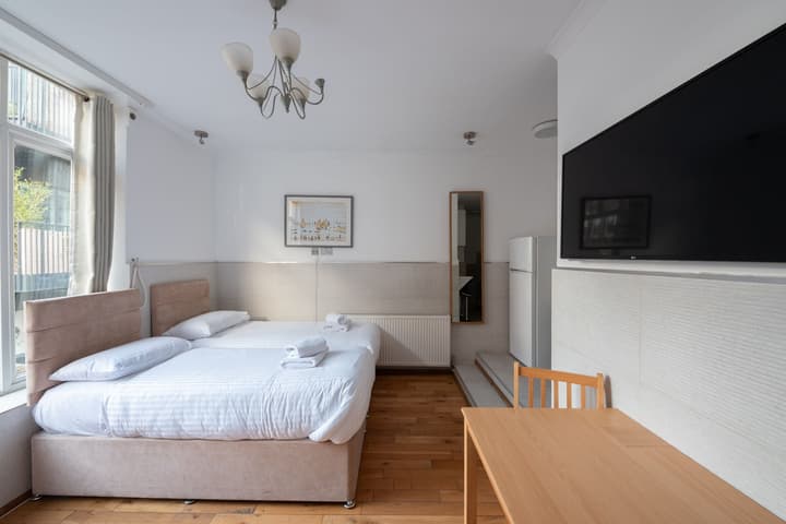 Argyle Apart Hotel