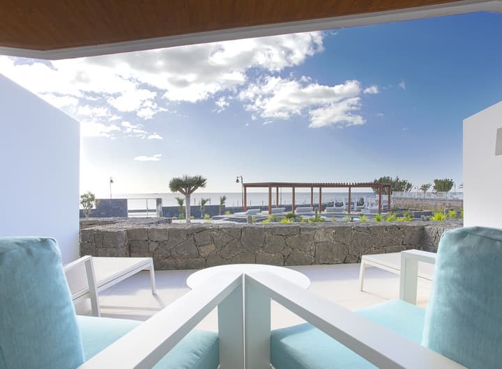 Hotel Lava Beach