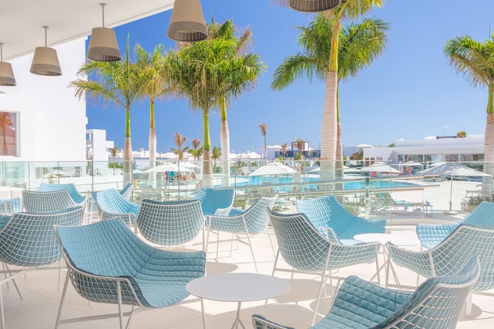 Hotel Lava Beach