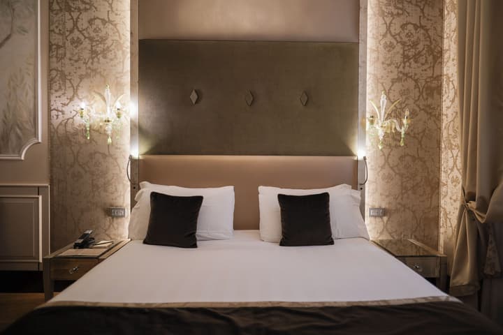 Santa Croce Boutique Hotel
