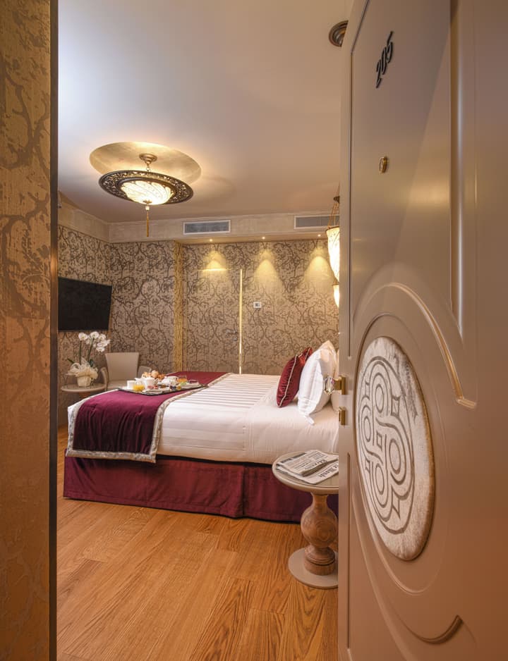 Santa Croce Boutique Hotel