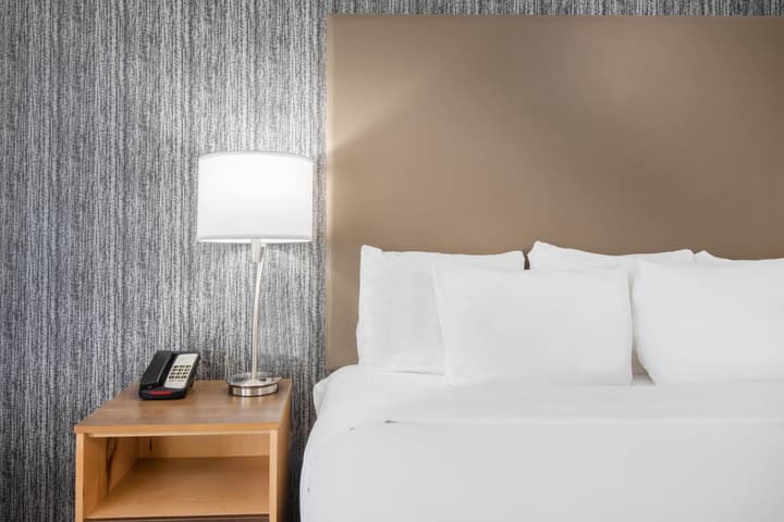 La Quinta Inn & Suites by Wyndham Buffalo Amherst