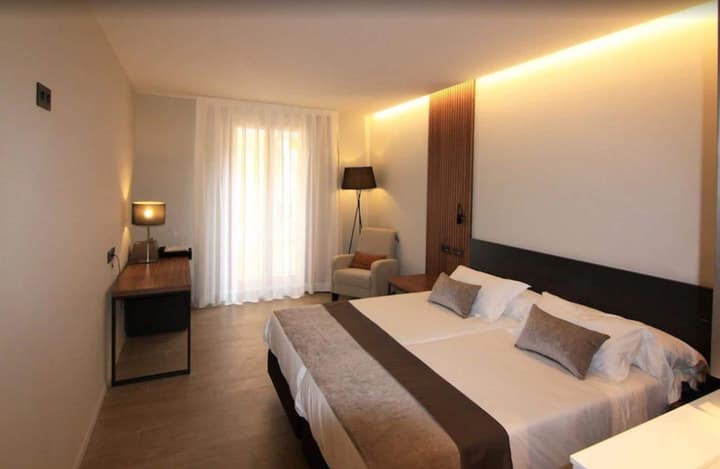 Hotel Raval de la Mar