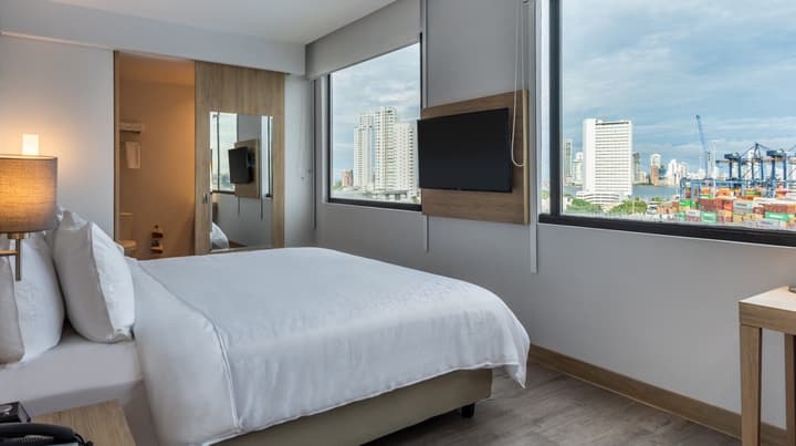 Holiday Inn Express Cartagena Manga by IHG