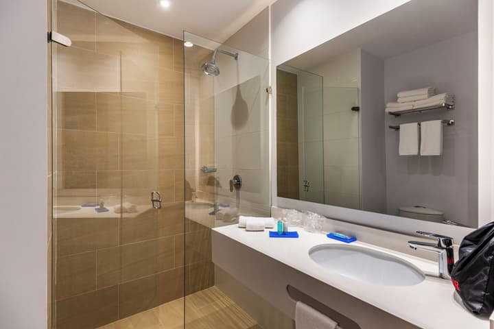 Holiday Inn Express Cartagena Manga by IHG